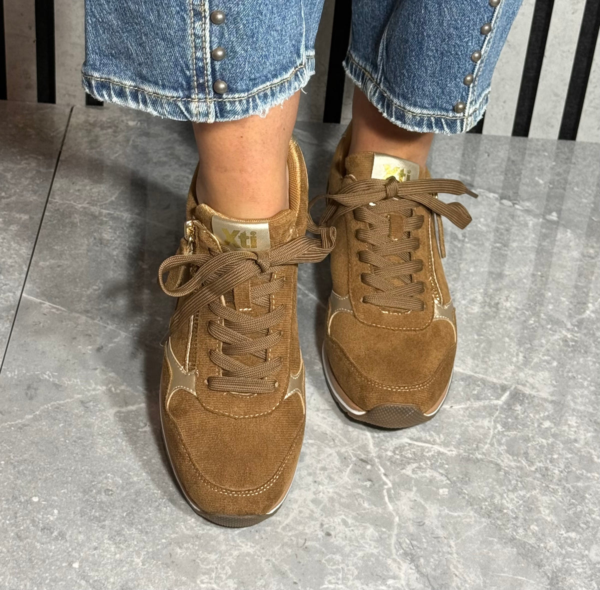 Xti - Camel Faux Suede Side Zip Trainer (146368)