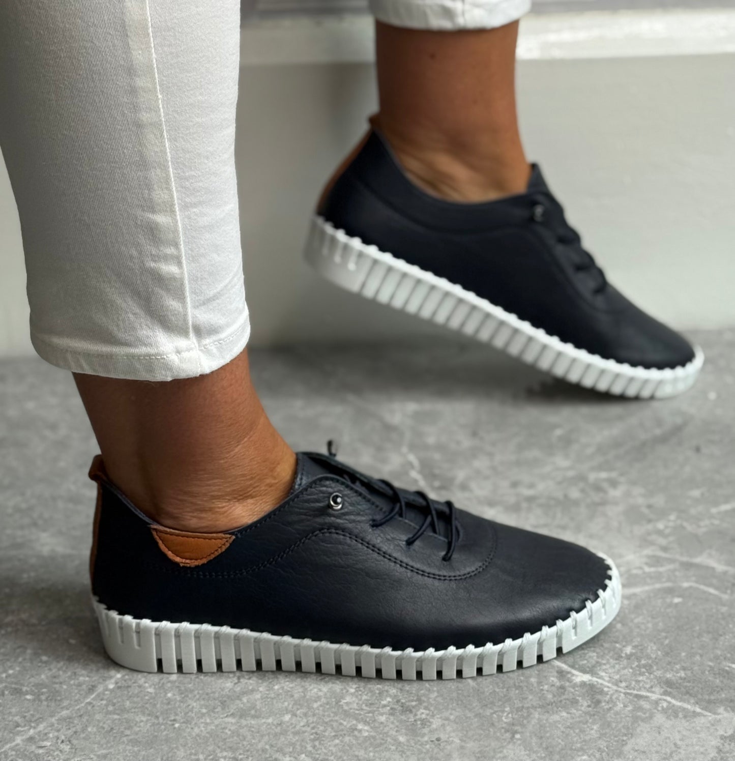 Lunar - 'Flamborough' Navy Leather Shoe