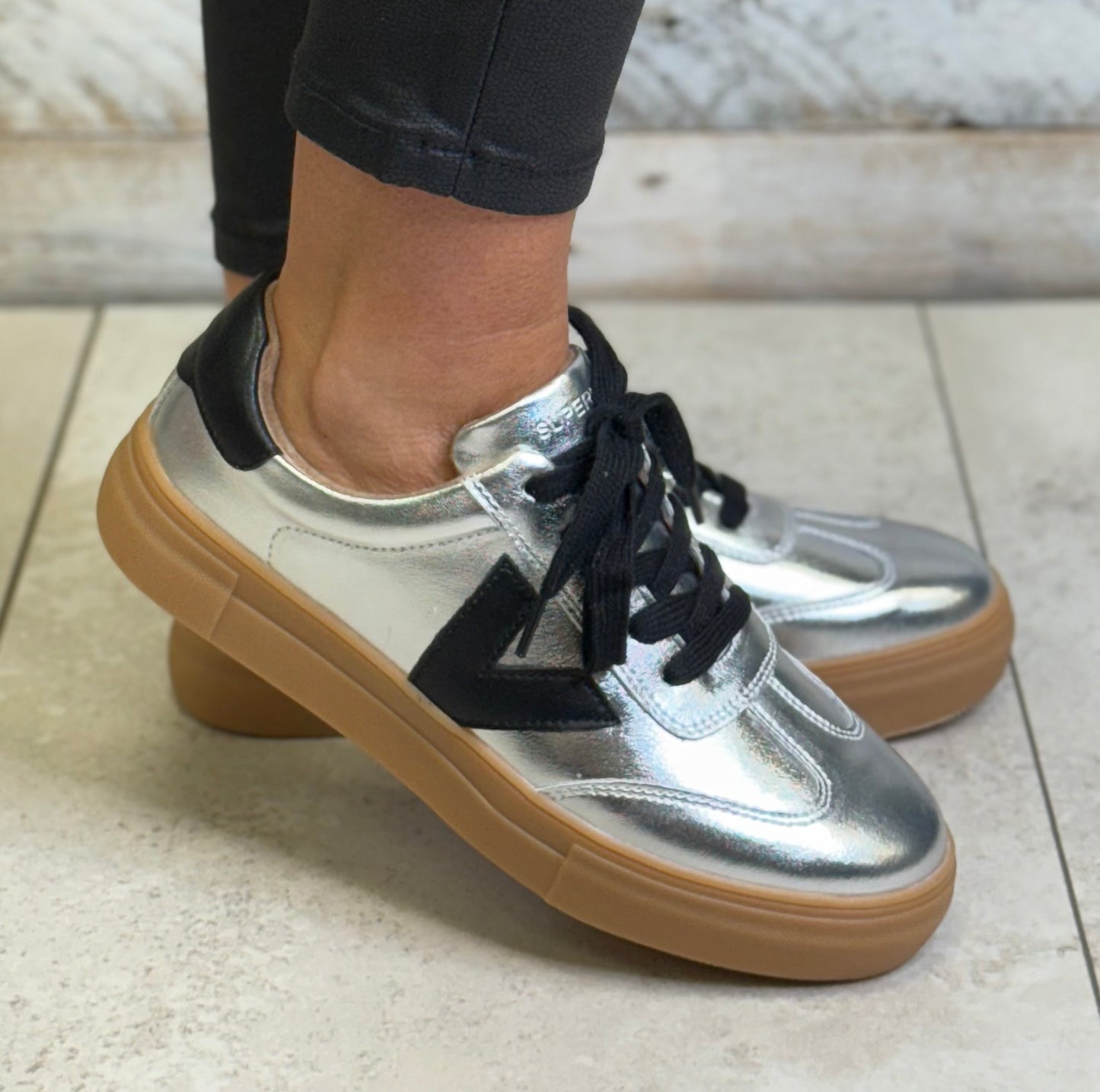 Drilleys- 'Ninety' Foli Ink Trainer