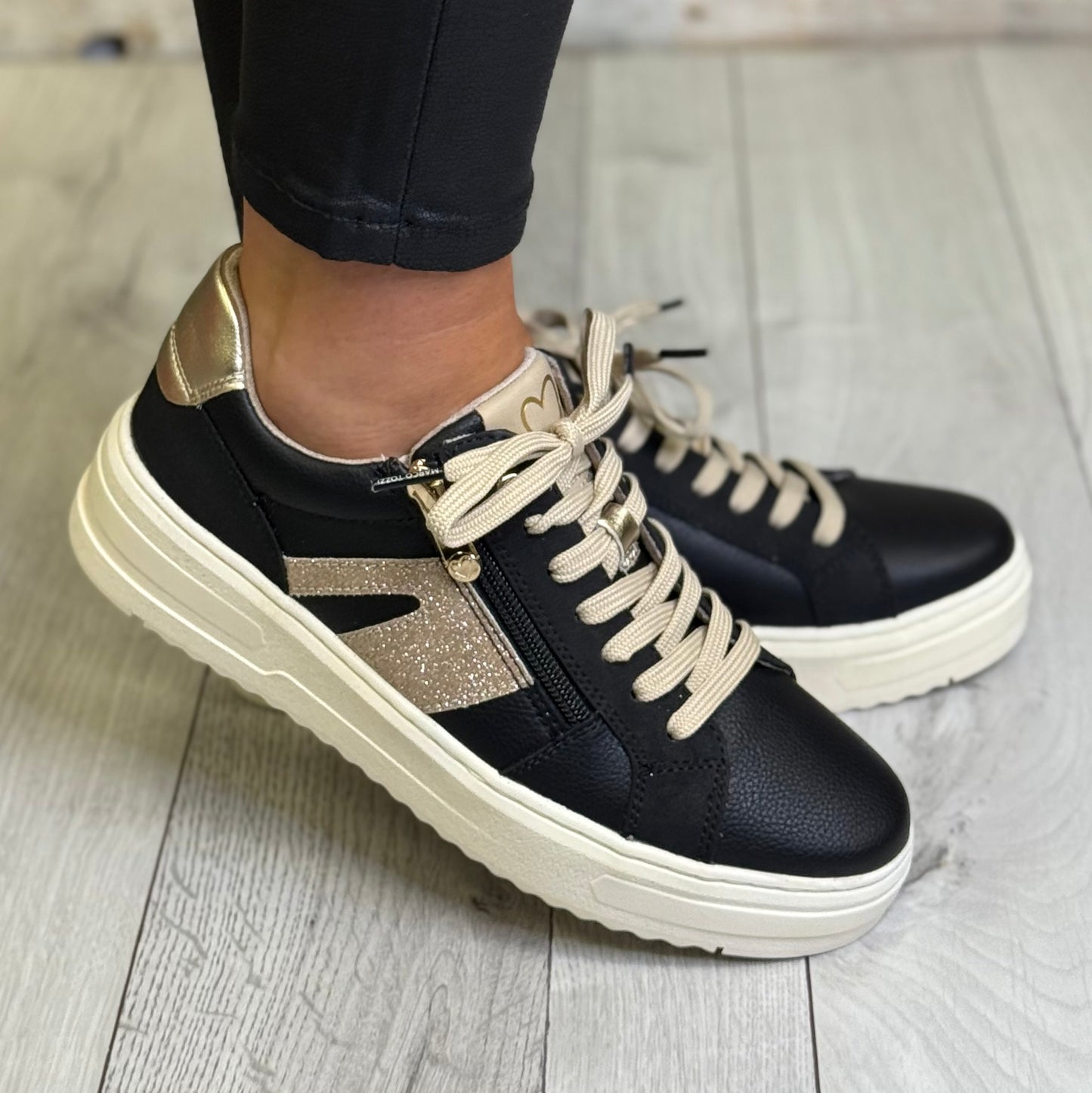 Marco Tozzi - Black/Rose Gold Combo Trainer