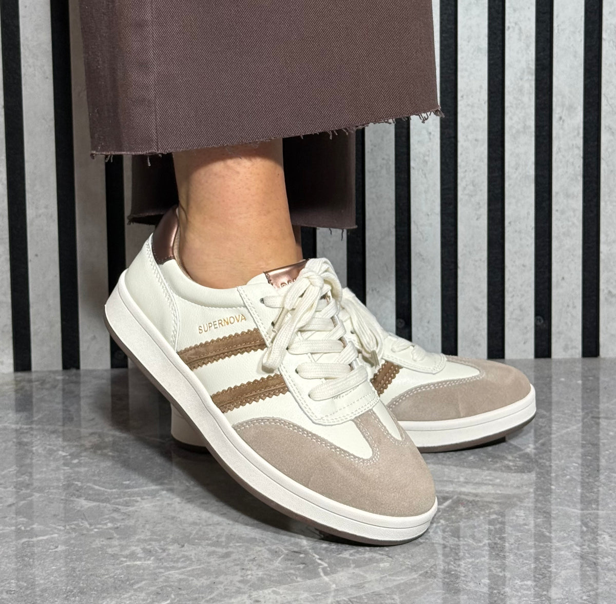 Drilleys- 'Forty one' Harvest Gold Trainer
