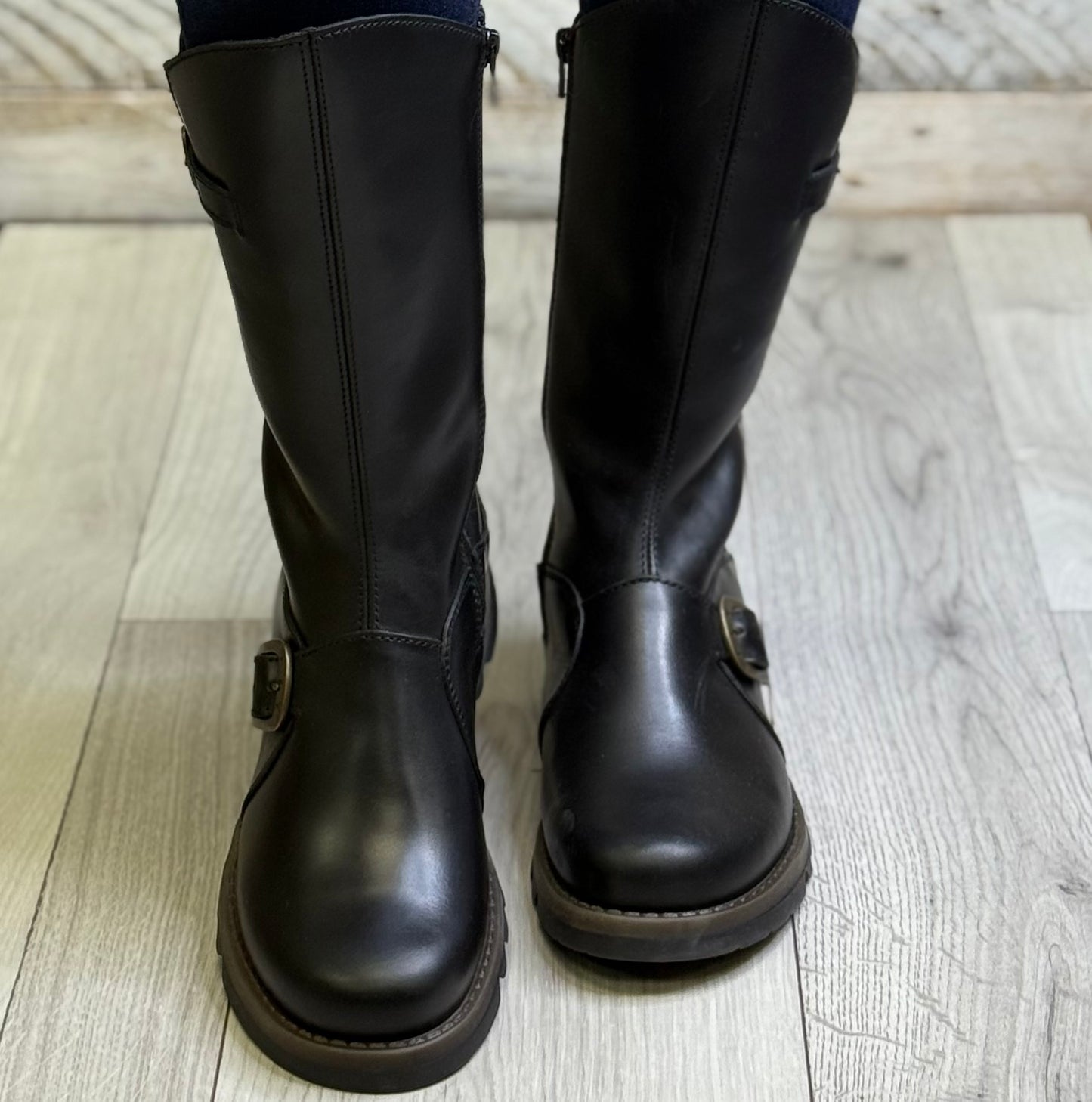 Fly London - Matt Black Mid Leather Boot