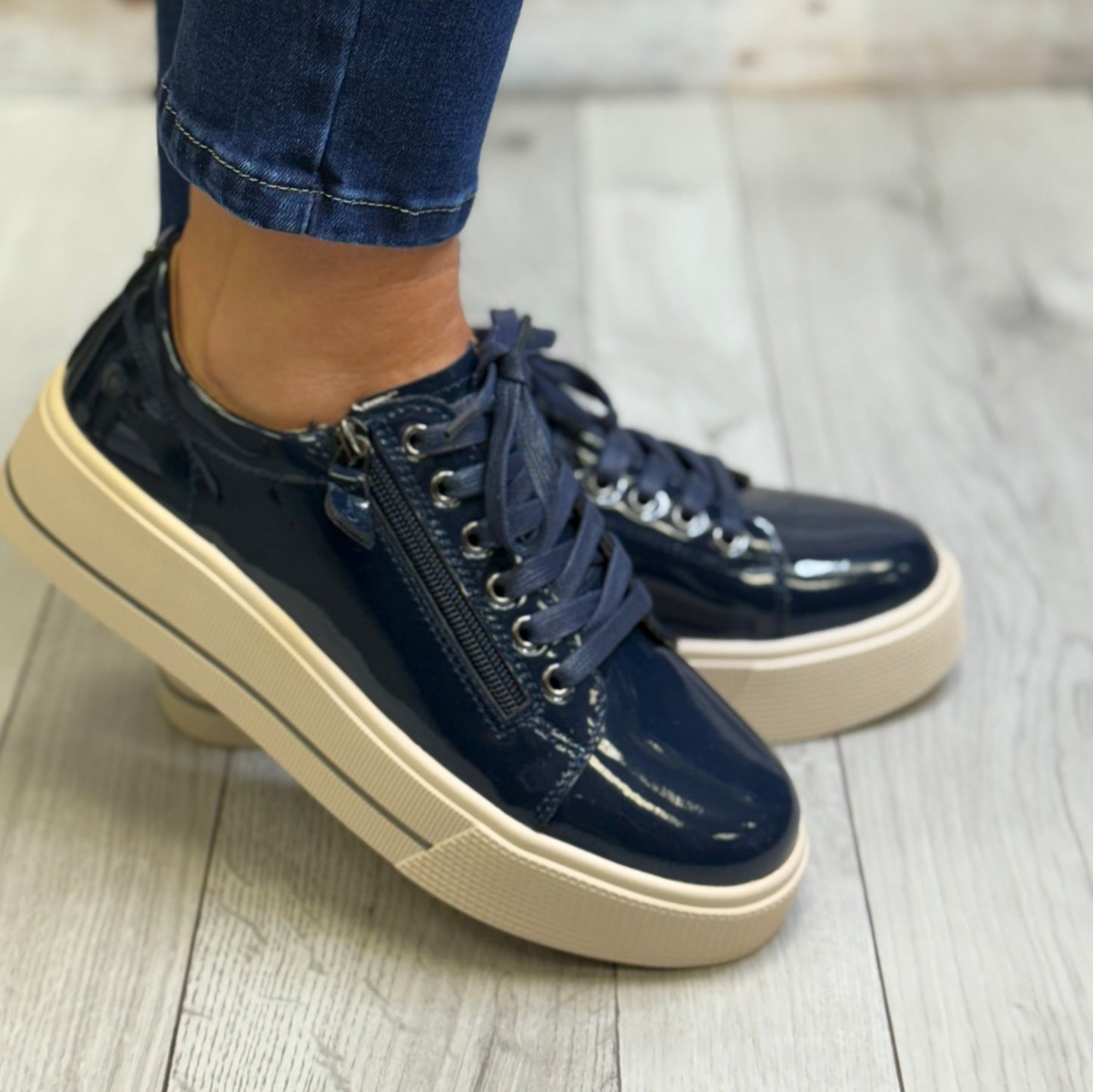 Patrizio Como - 'Ravenna' Navy Blue Patent Platform Trainer