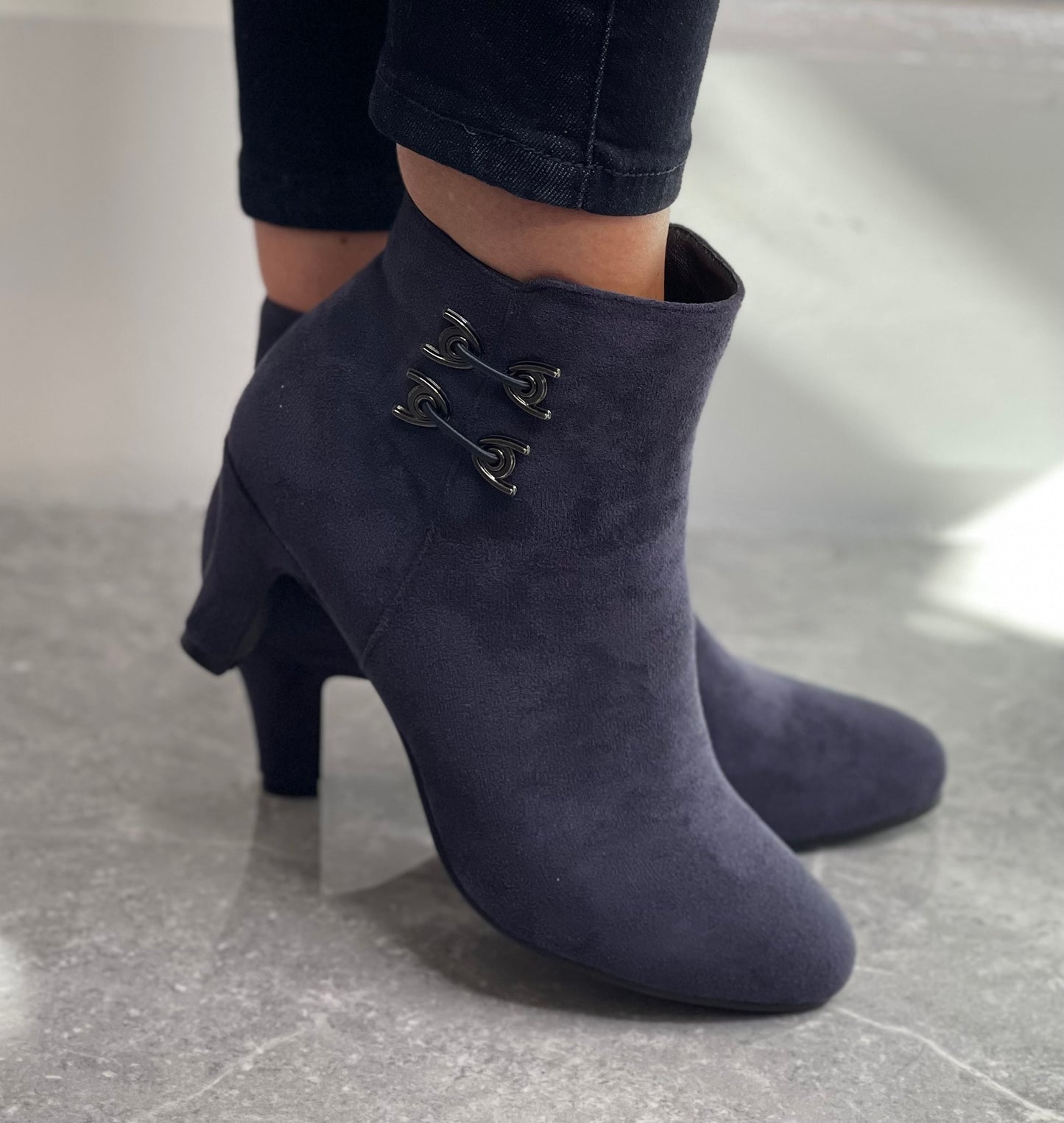 Redz - Navy Ankle Boot