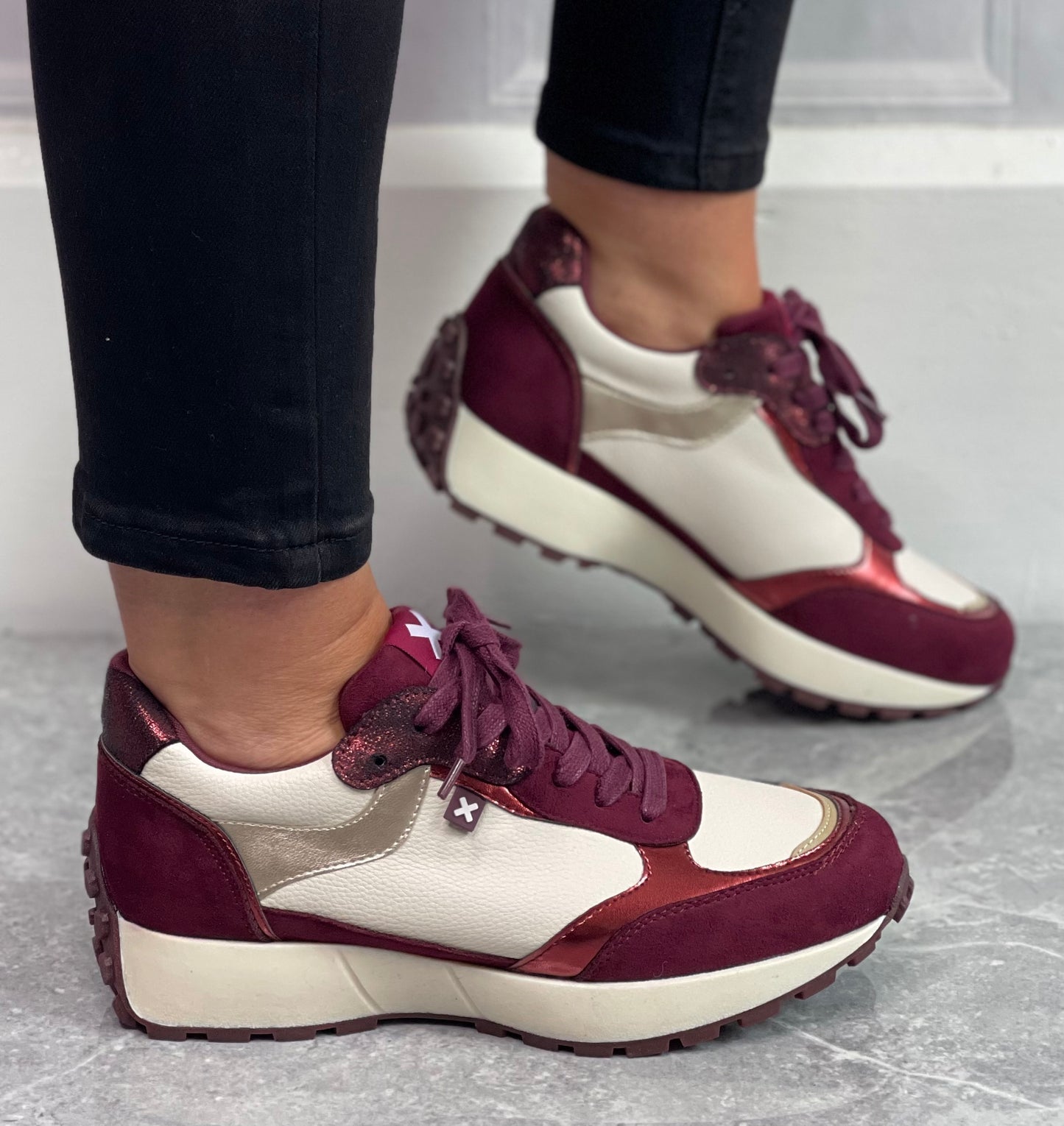 Xti - Burgundy Combo Trainer