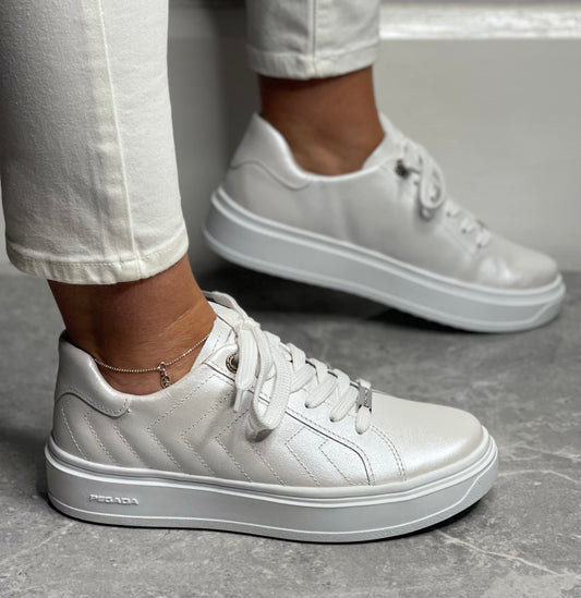 Pegada - Pearl Metallic Leather Trainer