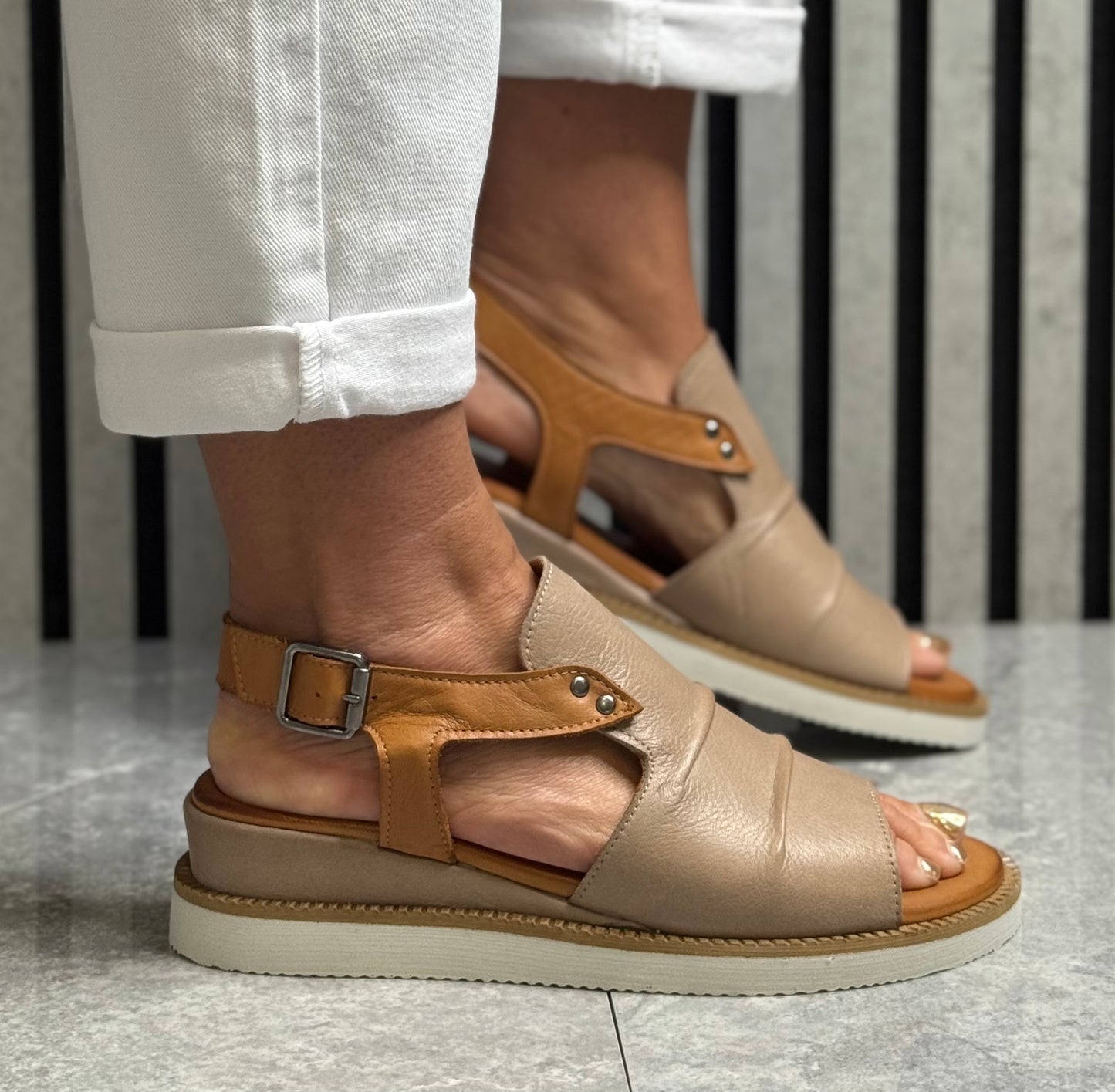 Modella - ‘Lyra' Taupe Leather Sandal