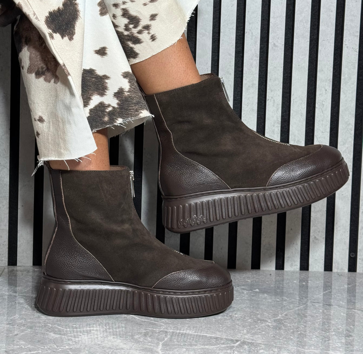 Wonders - A-5202 Brown Suede/Leather Front Zip Platform Boot