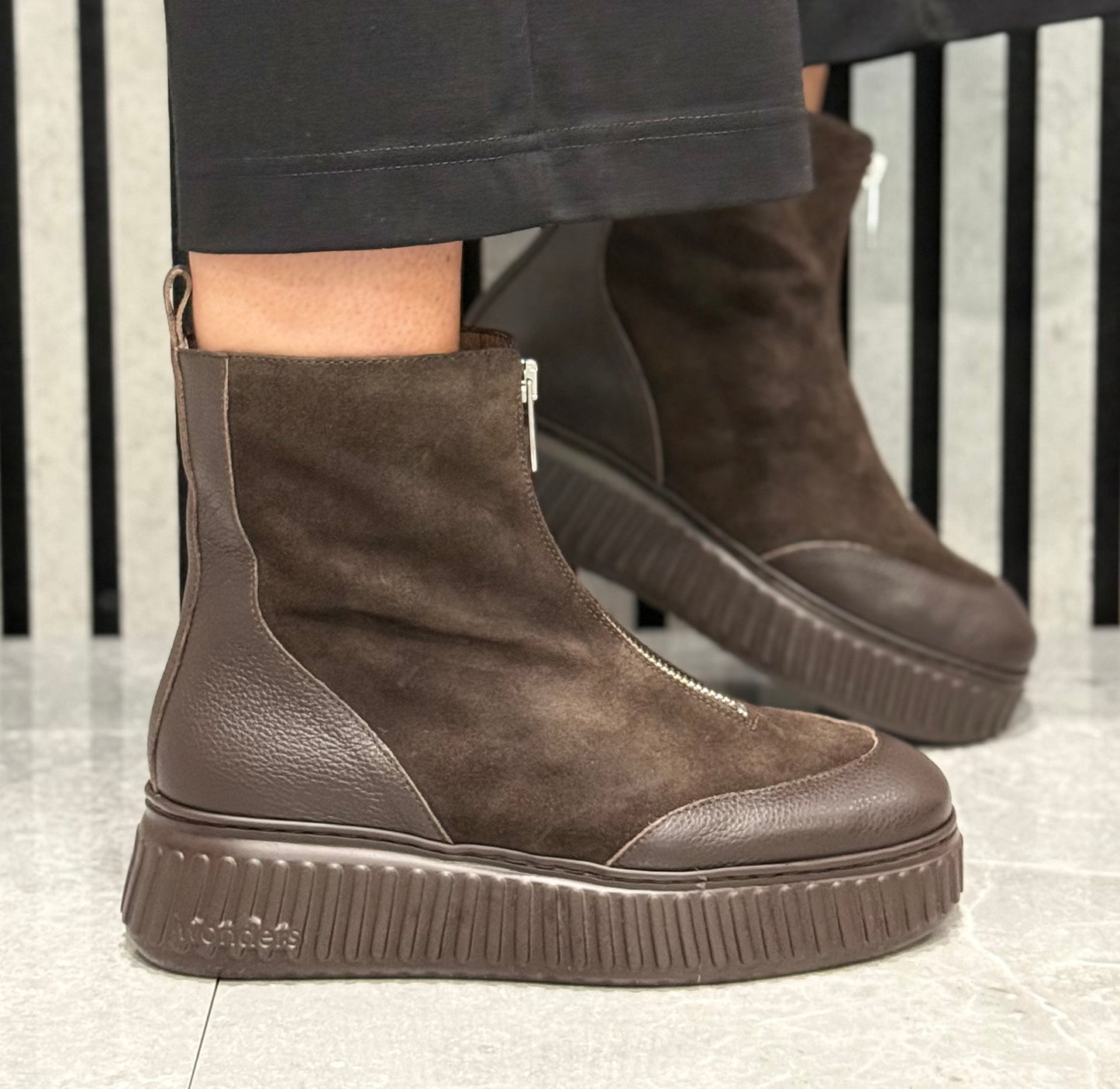 Wonders - A-5202 Brown Suede/Leather Front Zip Platform Boot