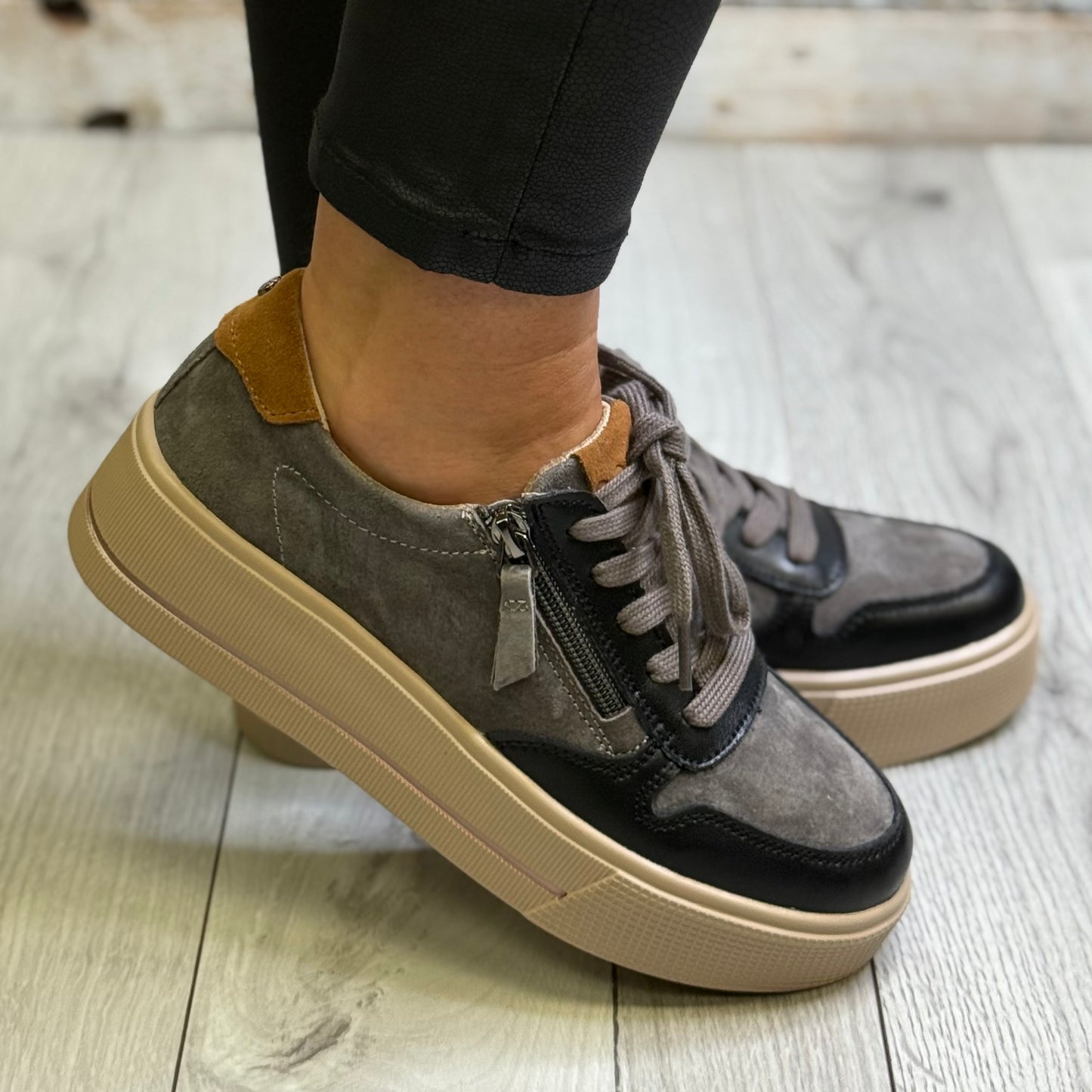 Patrizio Como - 'Corato' Grey/Black Combo Platform Trainer