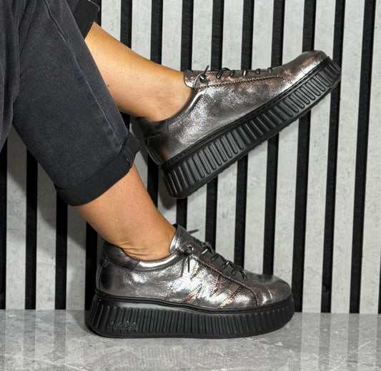 Wonders - A-5201 Pewter Metallic Leather Platform Trainer (Plomo/Bronze)