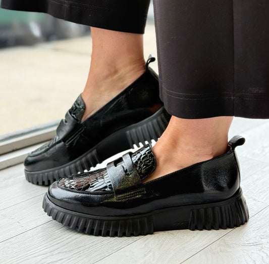 Wonders - A-4420 Black Patent Leather Wedge Loafer
