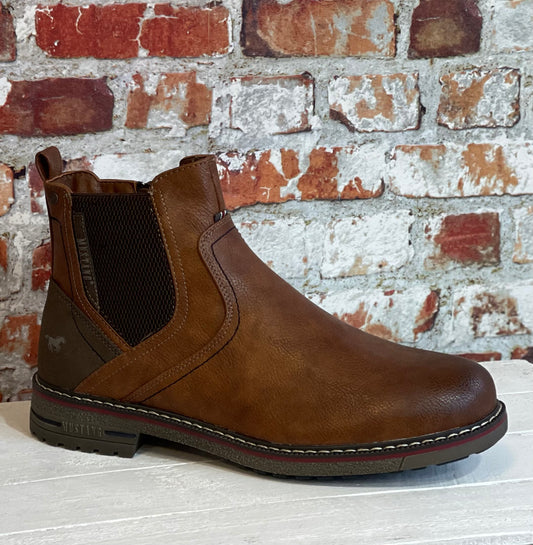 Mustang Mens - Cognac Chelsea Boot