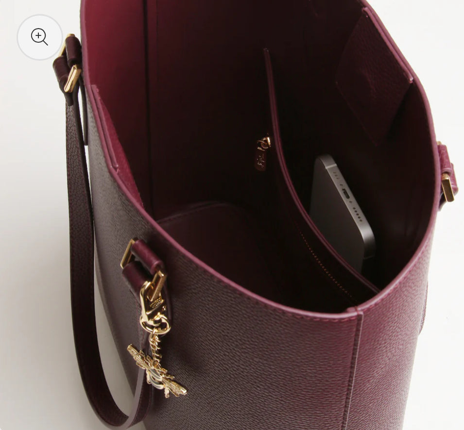 Alice Wheeler - 'Marlow’ Berry Tote Bag