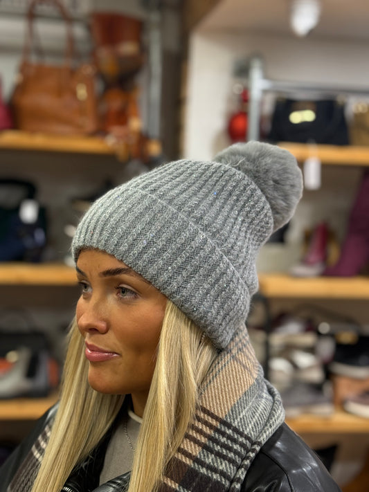 hannah k - Light Grey Beanie Hat