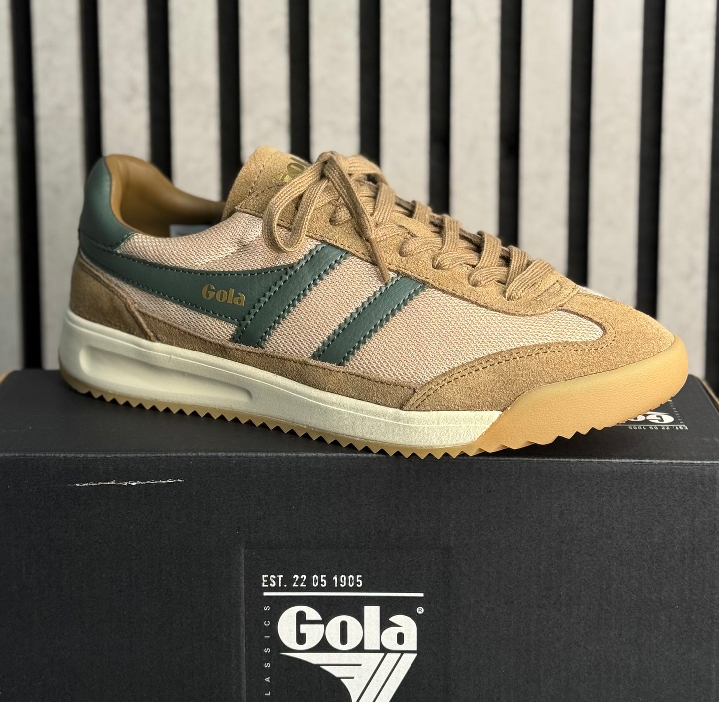 Gola - Mens 'Tornado "88 Mesh Bone/Tobacco/Dark Khaki Suede Trainer
