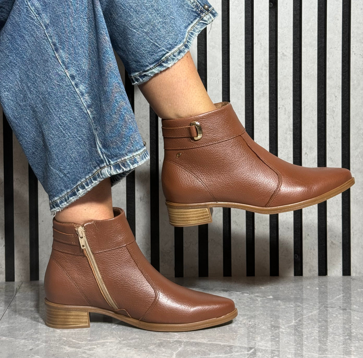 Pegada - Burnished Tan Leather Ankle Boot