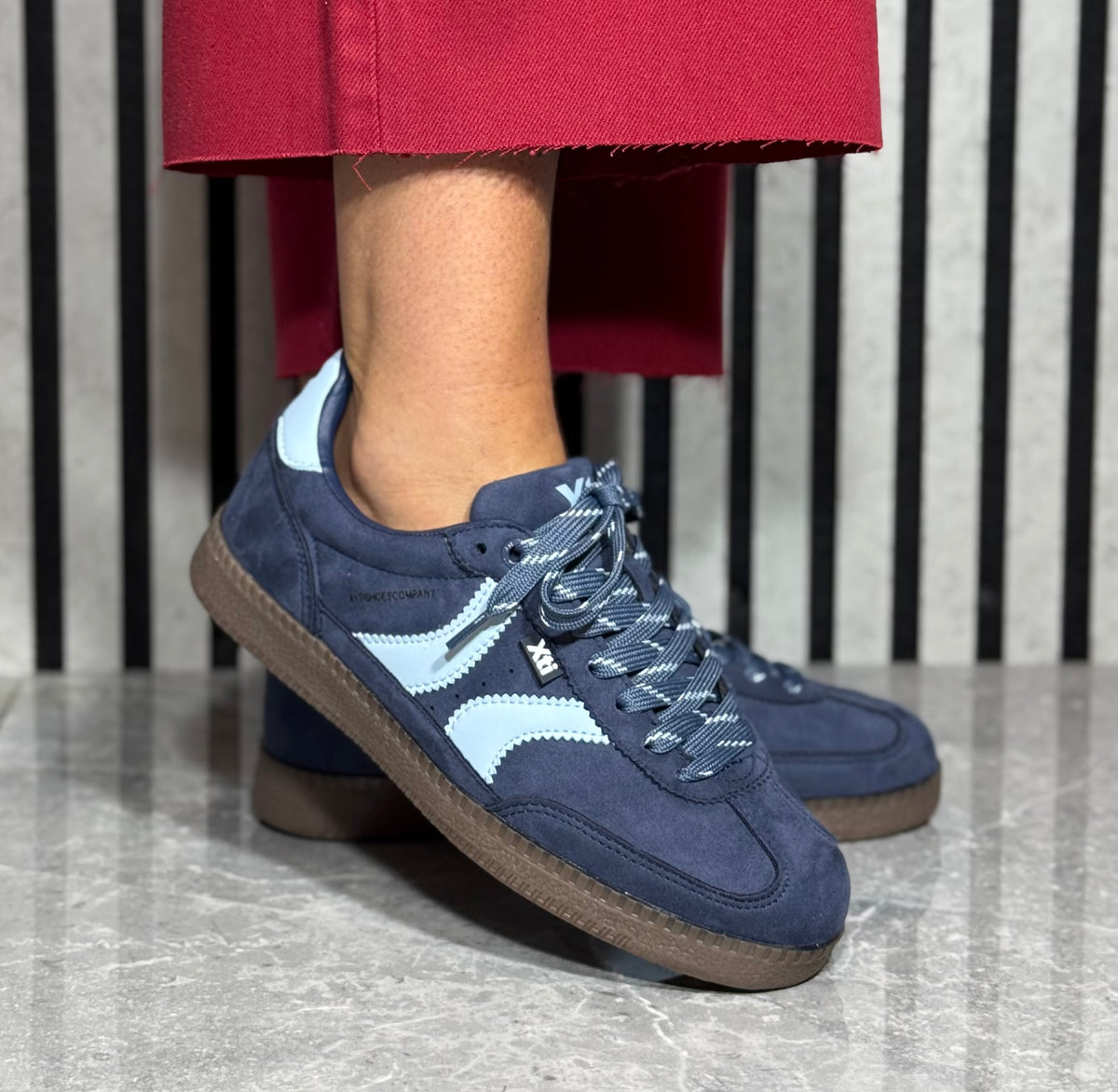 Xti - Navy/Blue Side Stripe Trainer (146125)