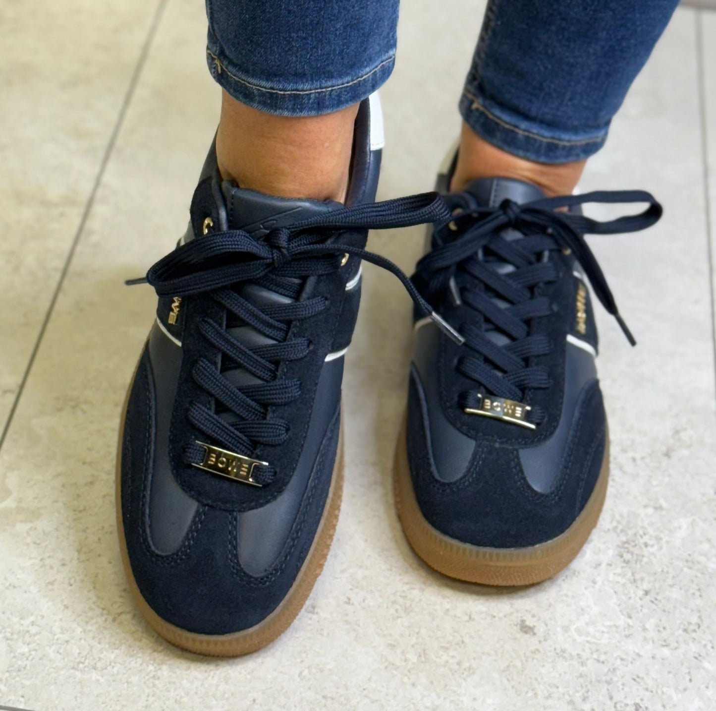 Tommy Bowe For Her - 'Chilliers/Dunke' Admiral Gum Sole Trainer