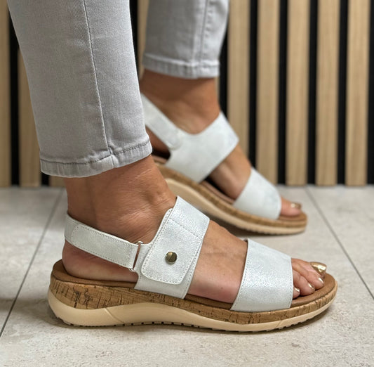 Lunar - 'Riley' Silver Velcro Sandal