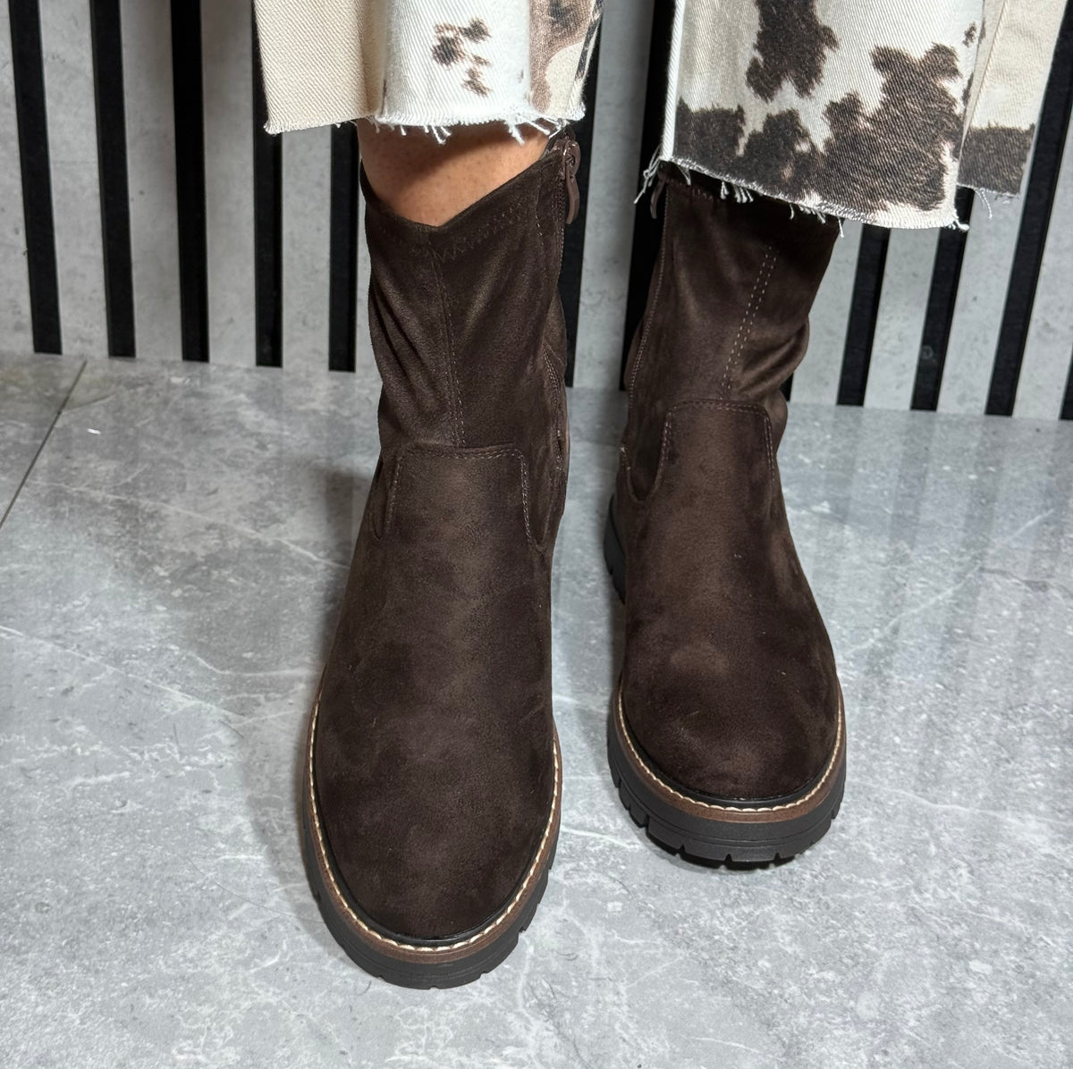 Redz - Brown Faux Suede Chunky Boot