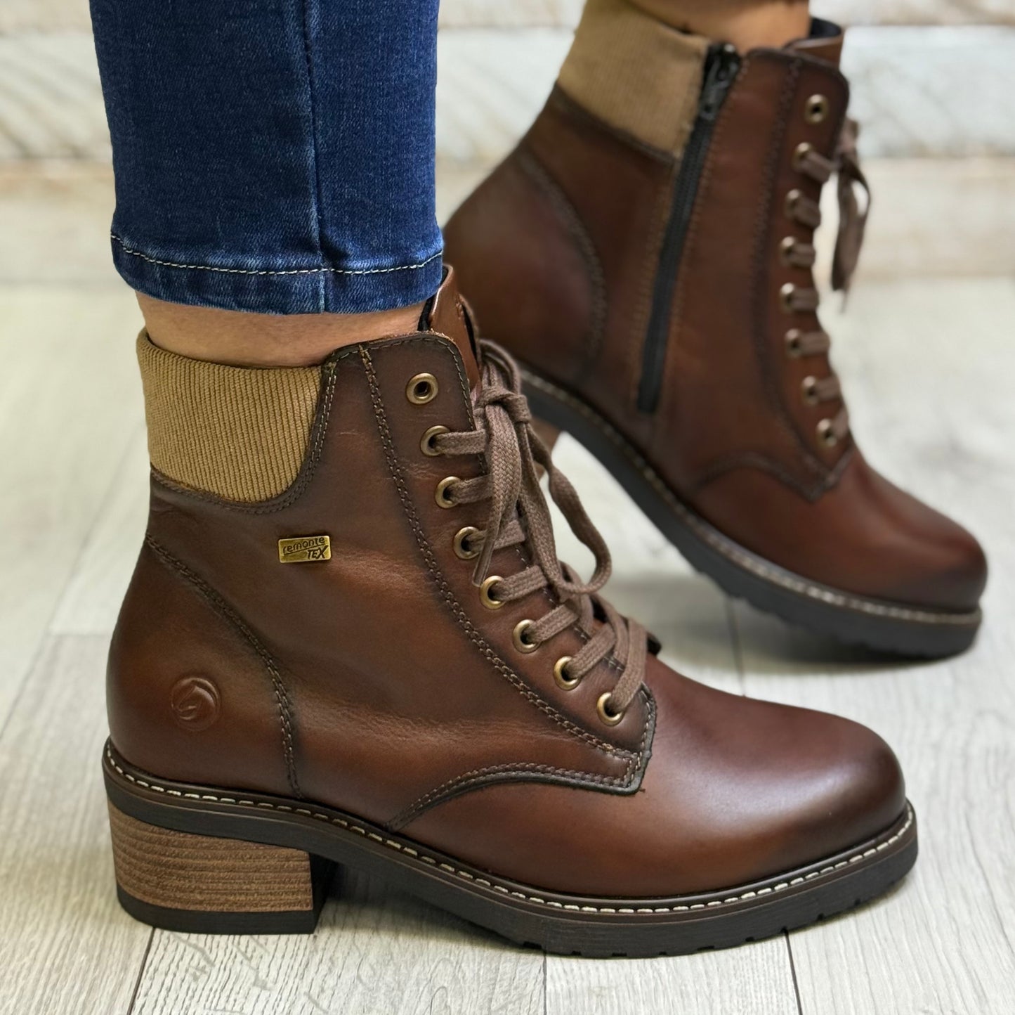 Remonte - Brown Laced 'Tex' Leather Boot