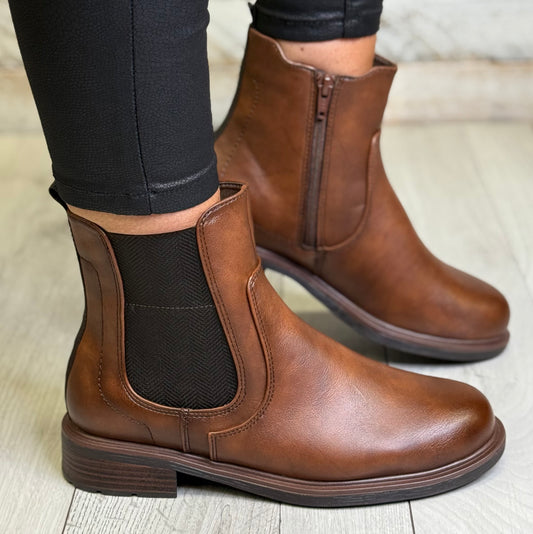 Jana - Cognac Softline Chelsea Boot