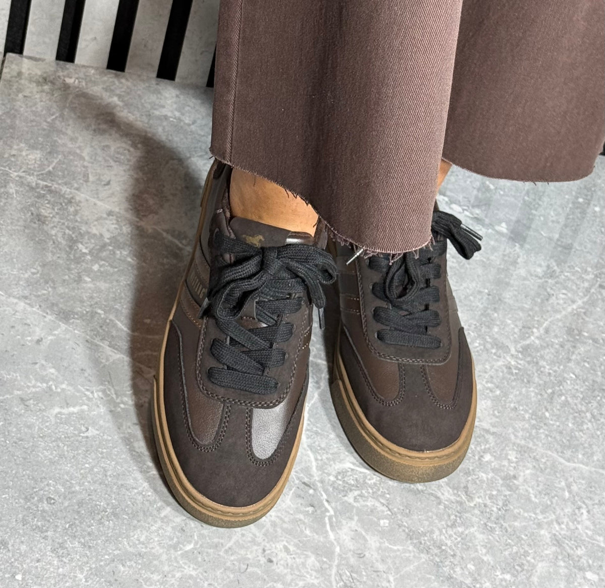Mustang - Mocca Side Stripe Gum Sole Trainer