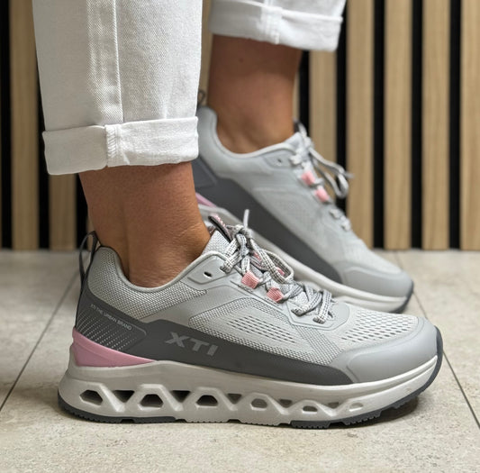 Xti - Grey/Pink Sports Trainer