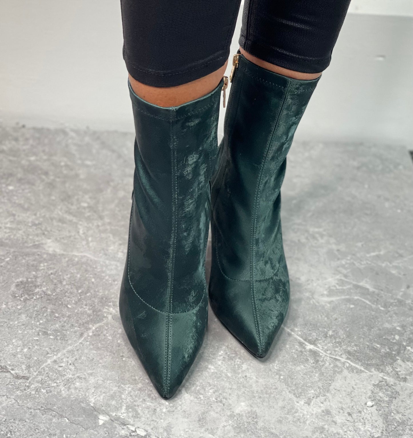 Una Healy - 'Fall To Pieces' Emeraldtine Boot