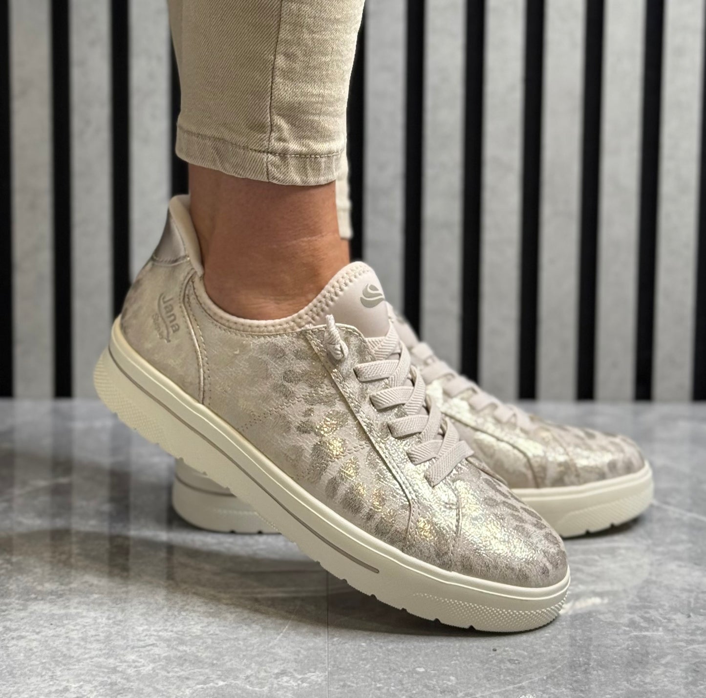 Jana - Rose Gold Leopard 'Step In' Trainer