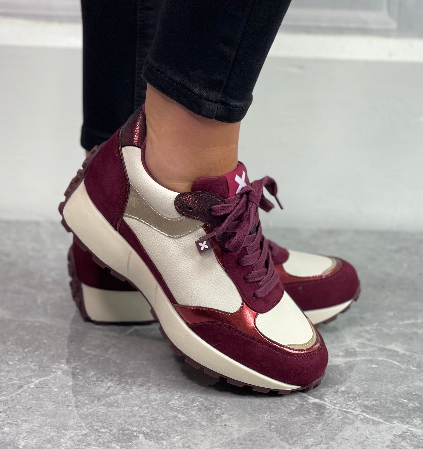 Xti - Burgundy Combo Trainer