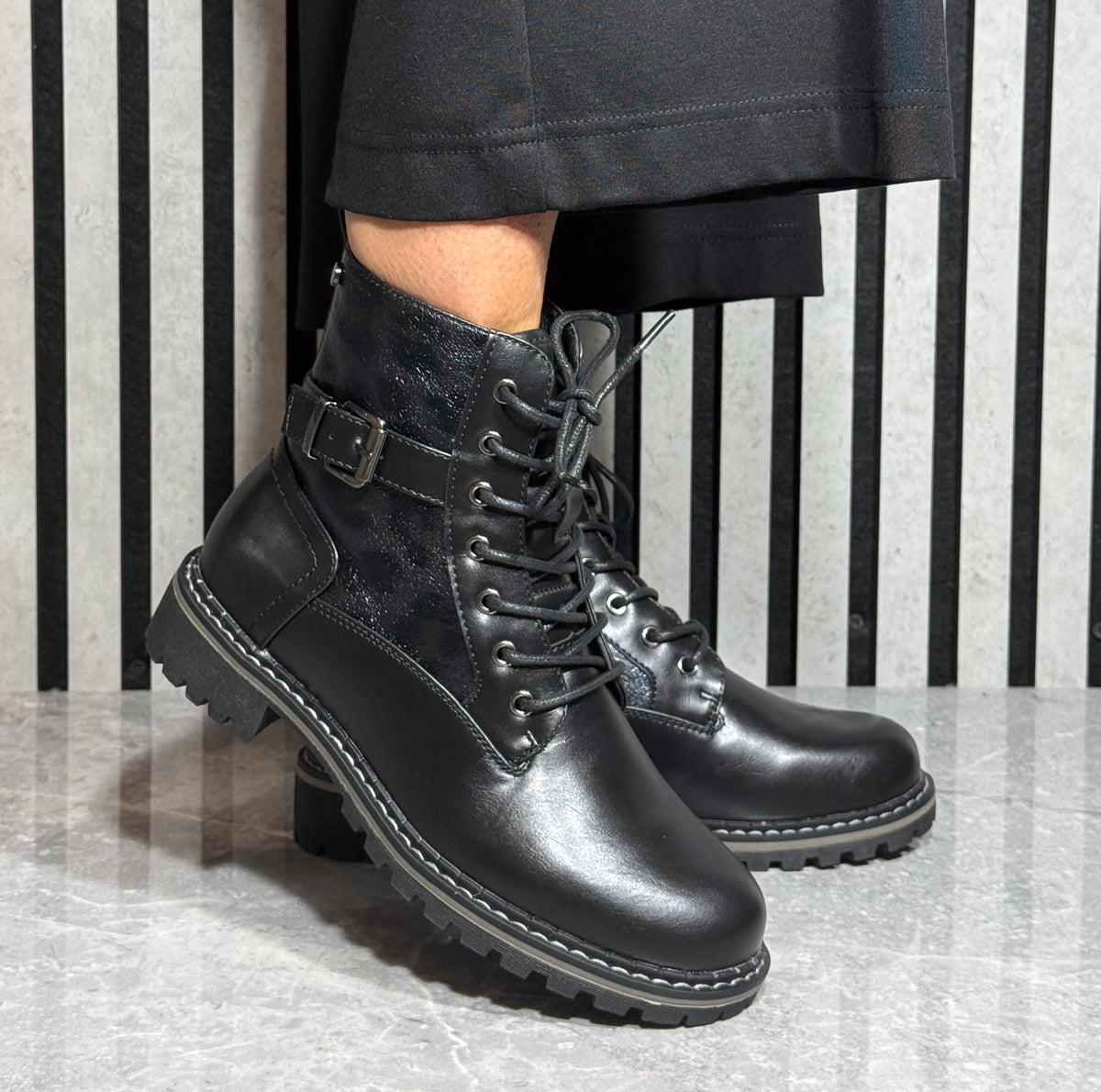 Lunar - 'Becky' Black/Animal Print Detail Boot