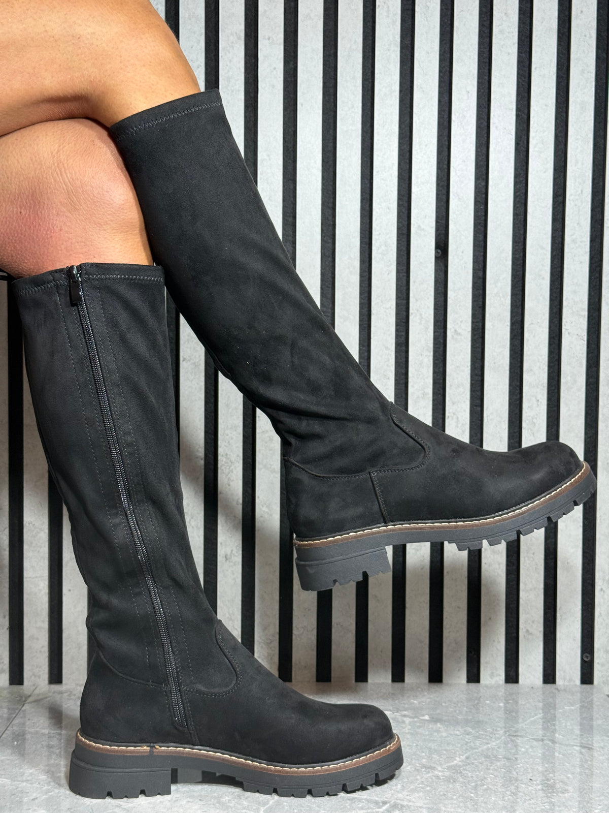 Redz - Black Faux Suede Long Boot