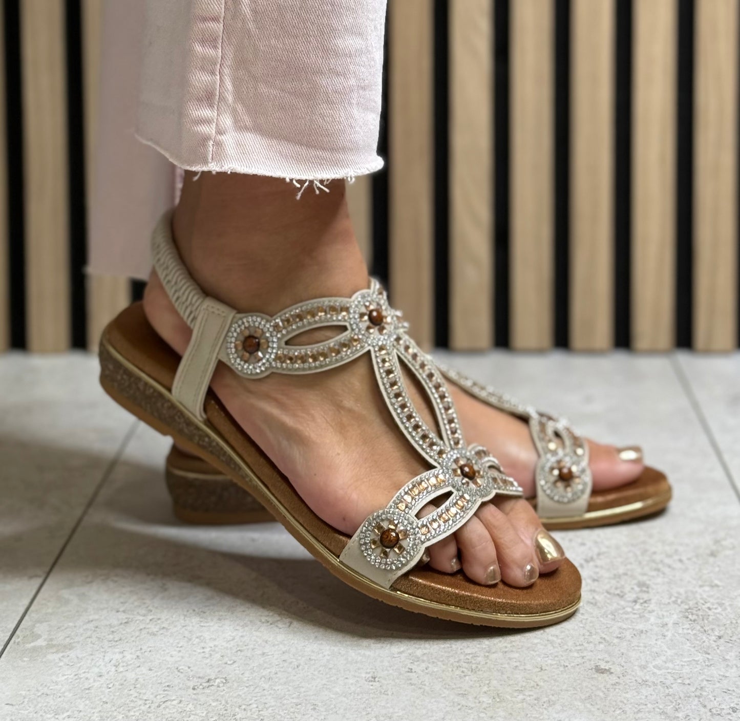Lunar - 'Indigo' Beige Wide Fit Sandal