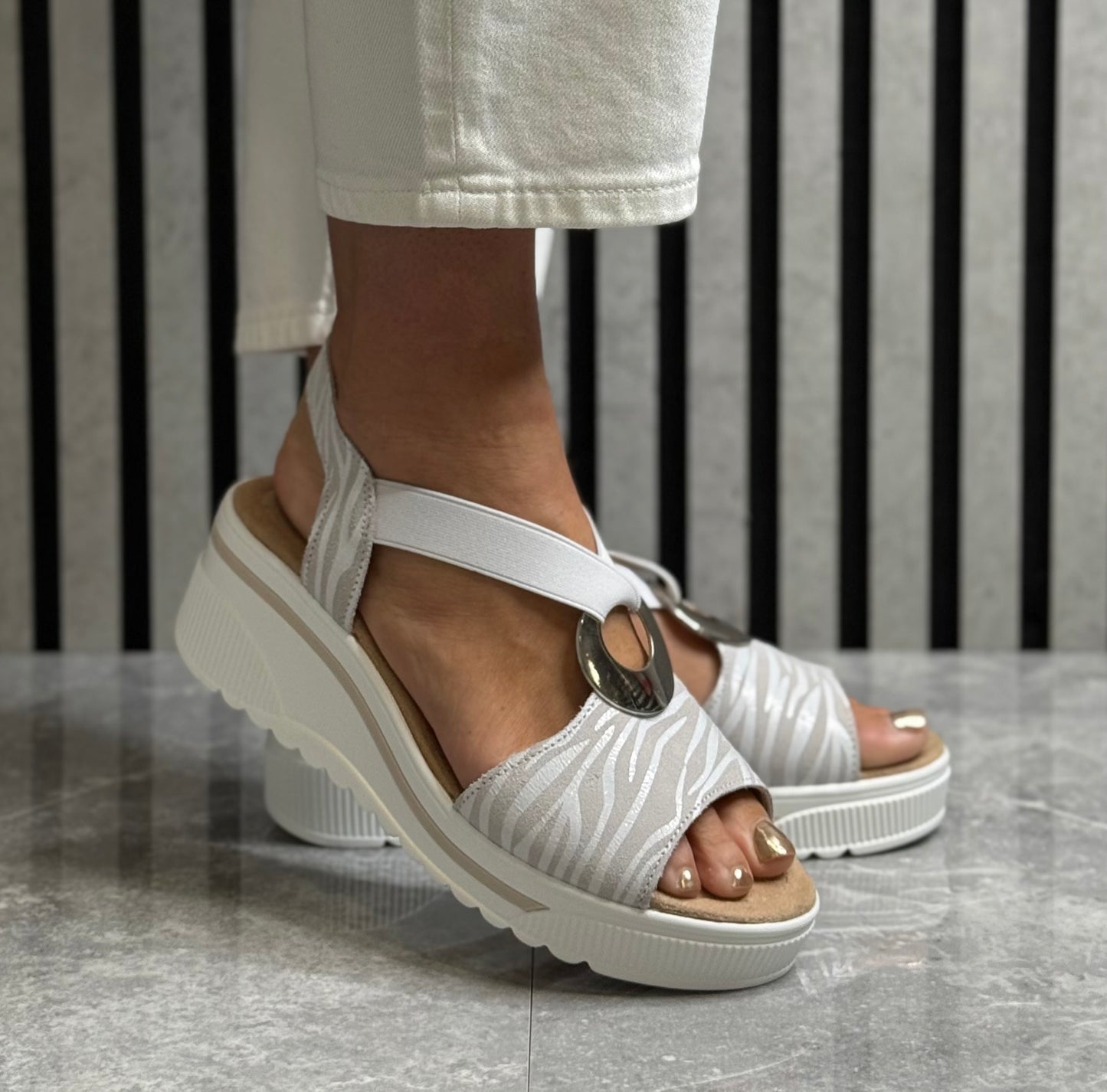 Redz - White/Grey Wedge Sandal