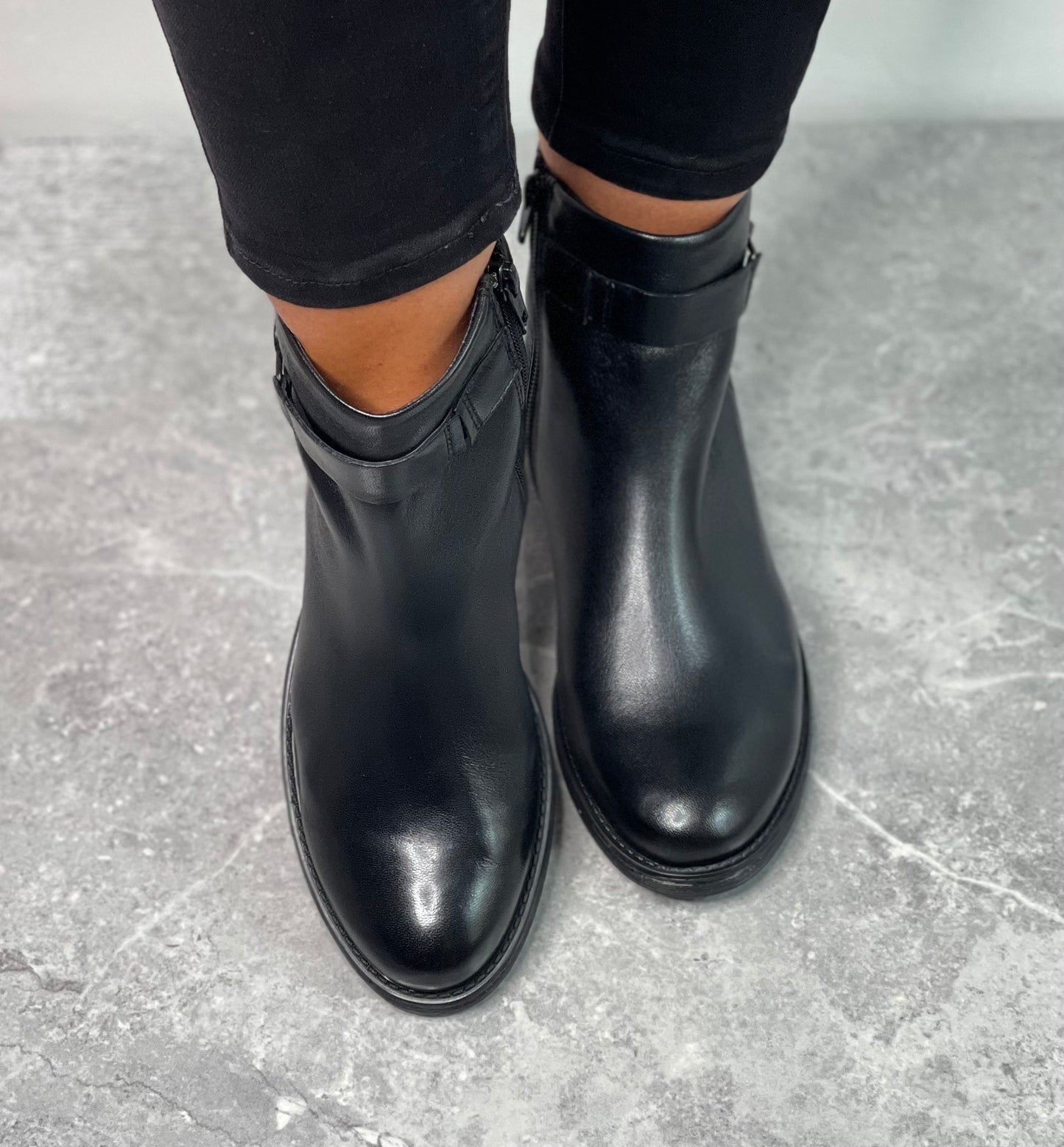 Bagatt- Black Soft Leather Chelsea Boot