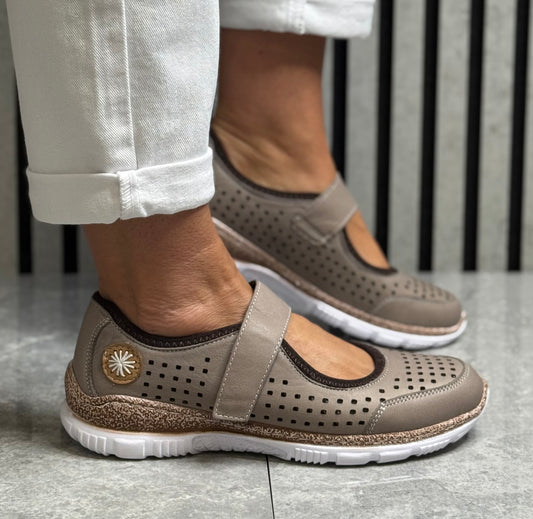 Modella - ‘Ruth' Dark Stone Strap Leather Shoe