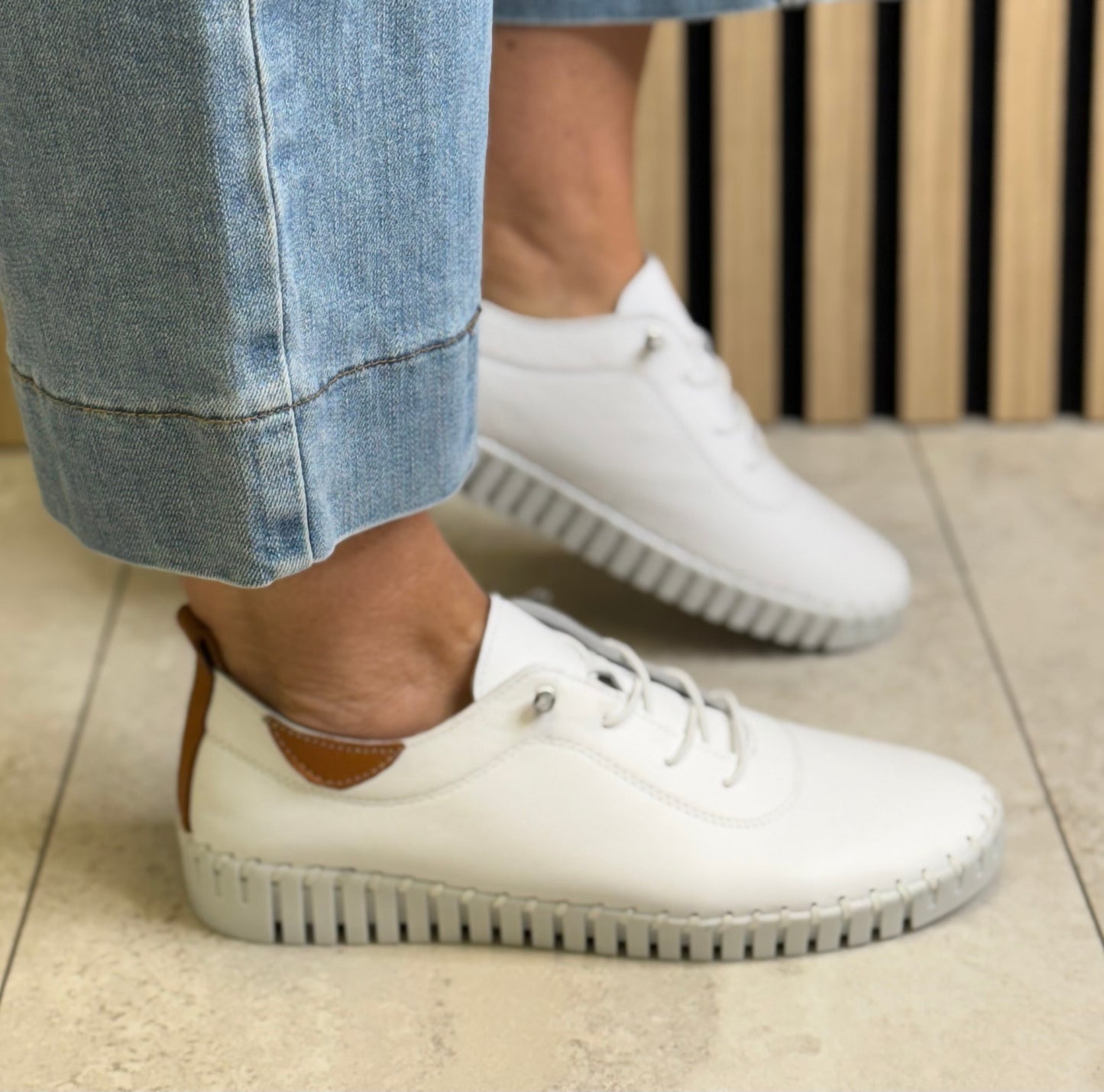 Lunar - 'Flamborough' White Leather Shoe