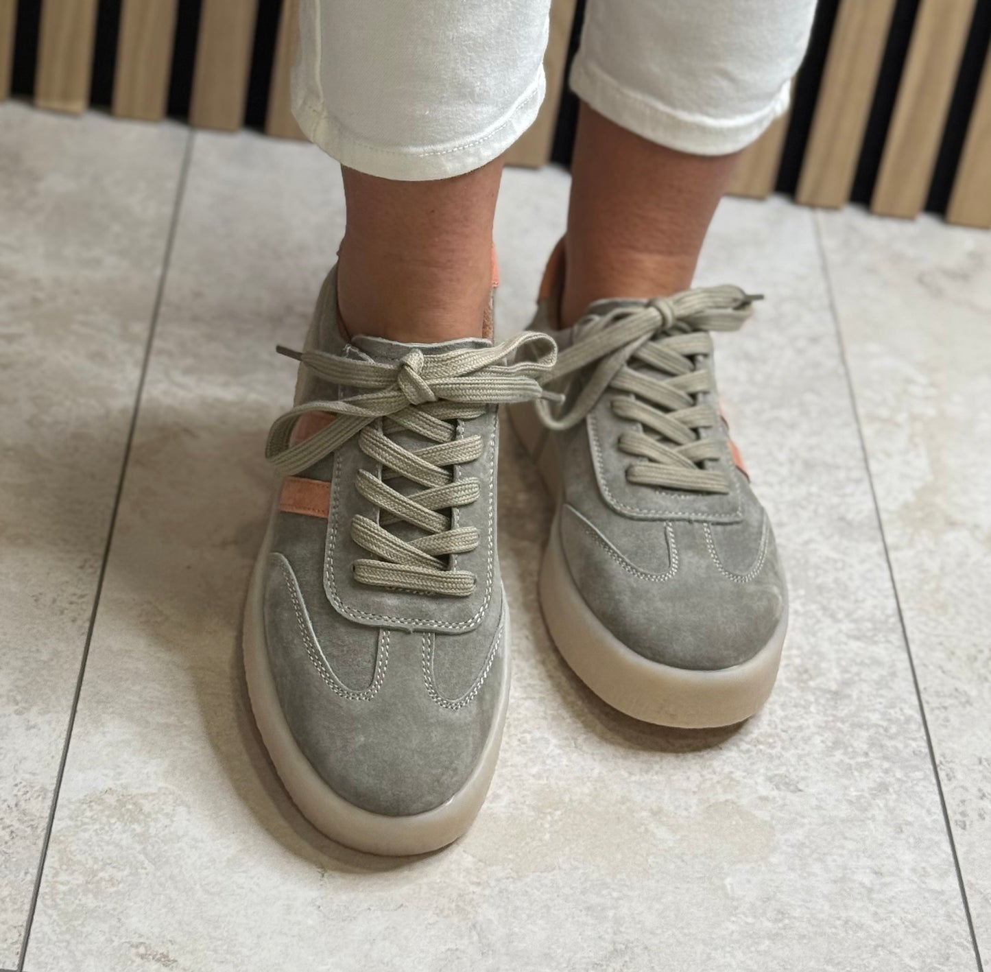 Drilleys- 'Fifty Four’ Peachy Leather Trainer