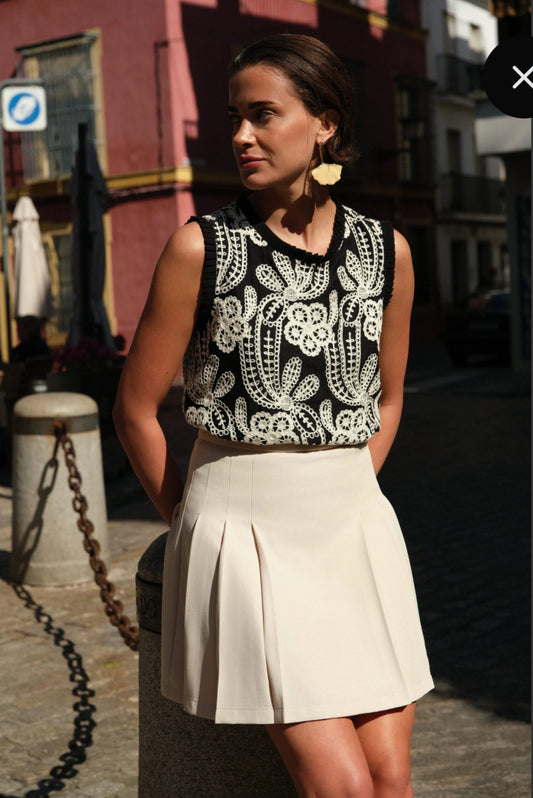 Black Detailed Embroidered Top