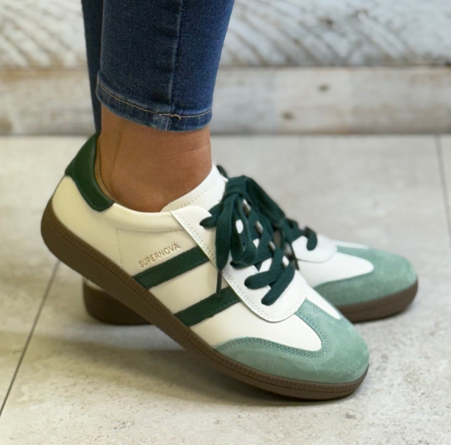 Drilleys- 'Sixty Four' Forest Cream Gum Sole Trainer