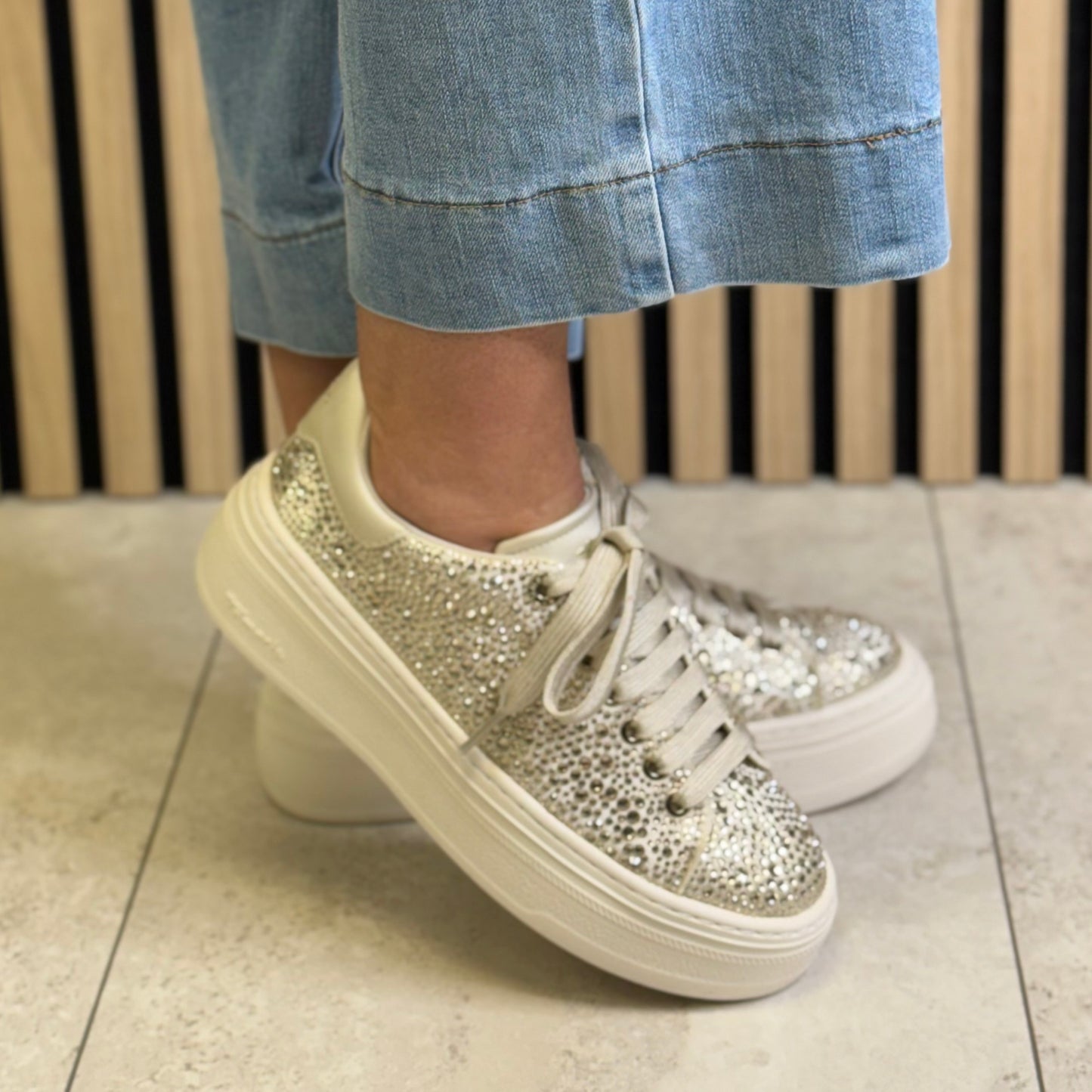 Tamaris - Champagne Sparkle Trainer