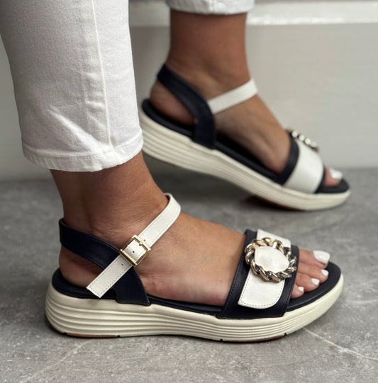 OMG - 'Nikudin' Cobalt/White Sandal