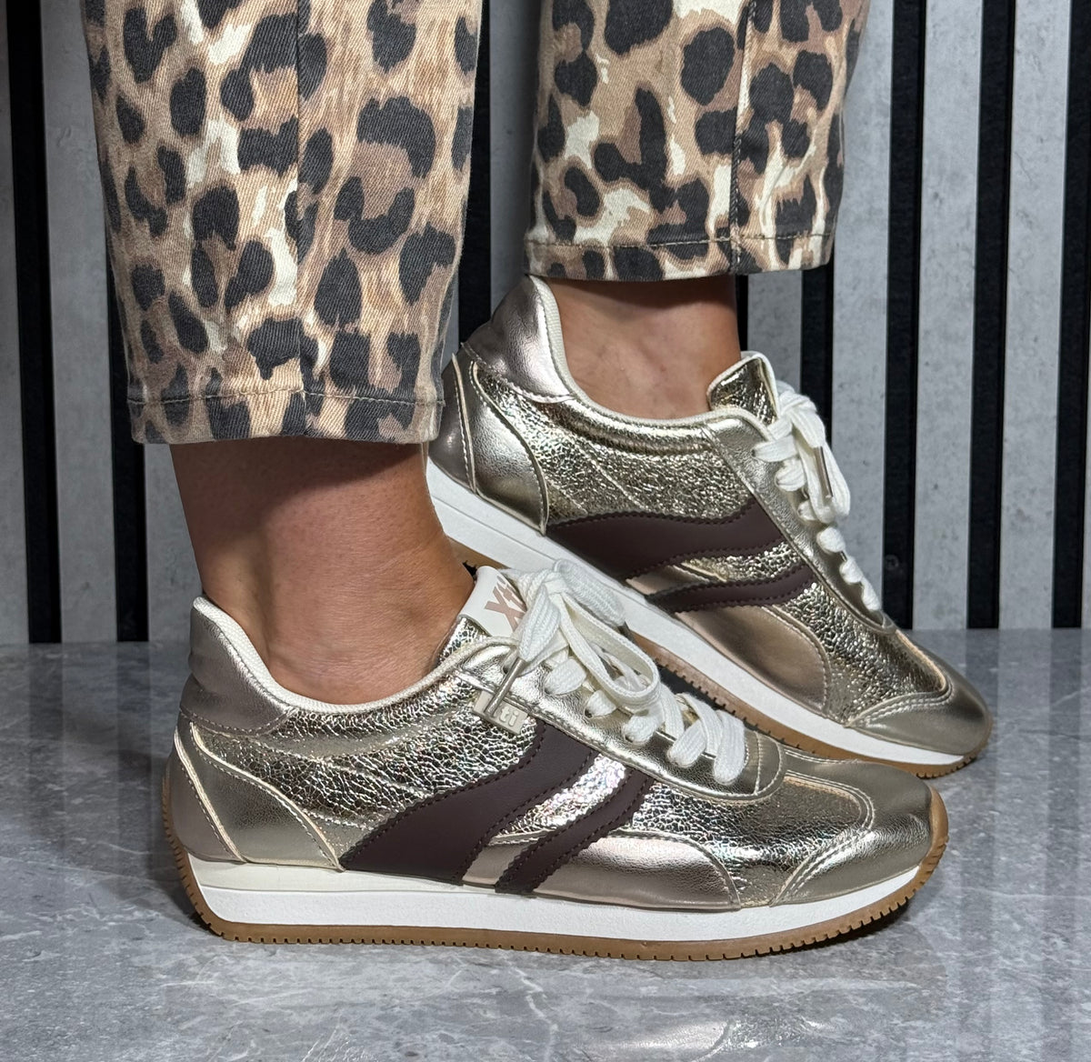 Xti - Gold Metallic/Brown Side Stripe Trainer (146275)