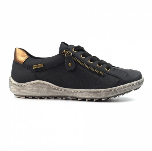 Lunar - 'Sloan' Black Casual Shoe