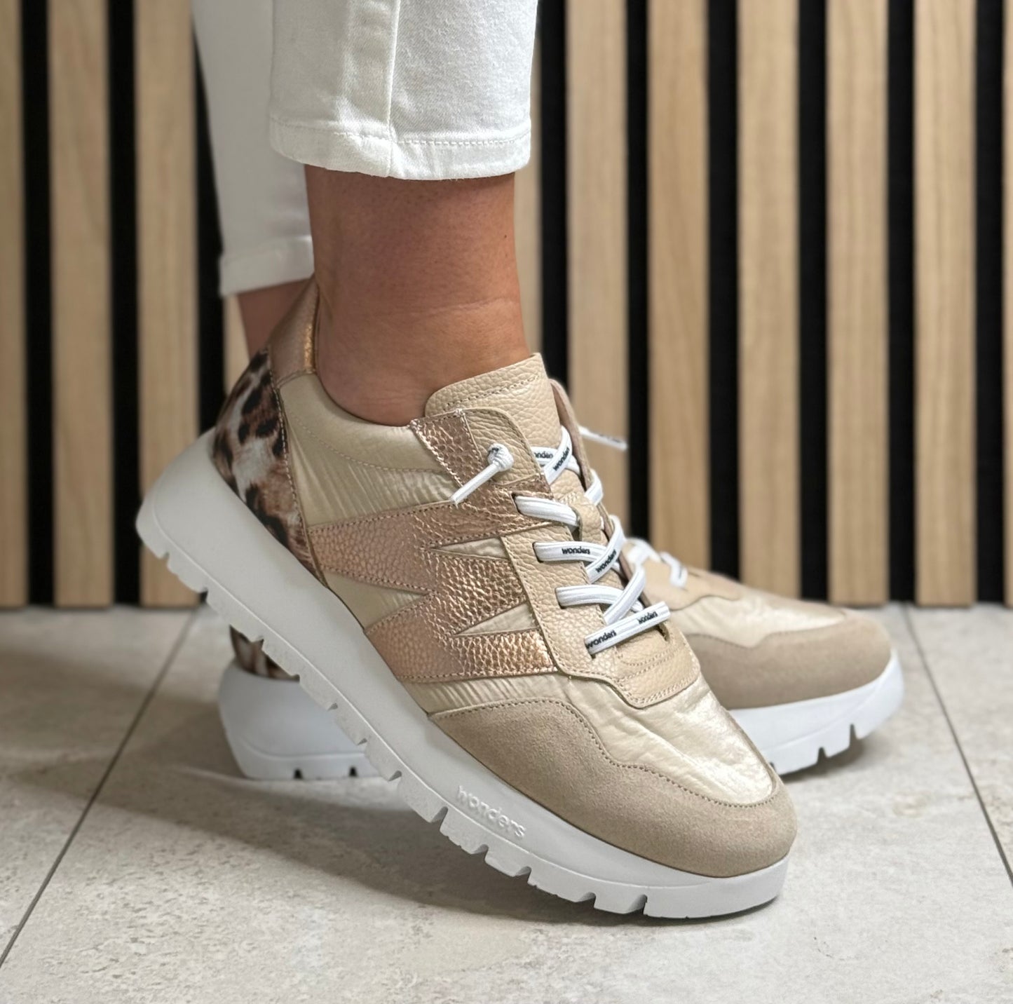 Wonders - A-24100 Beige/Nylon/Fog/Taupe Trainer