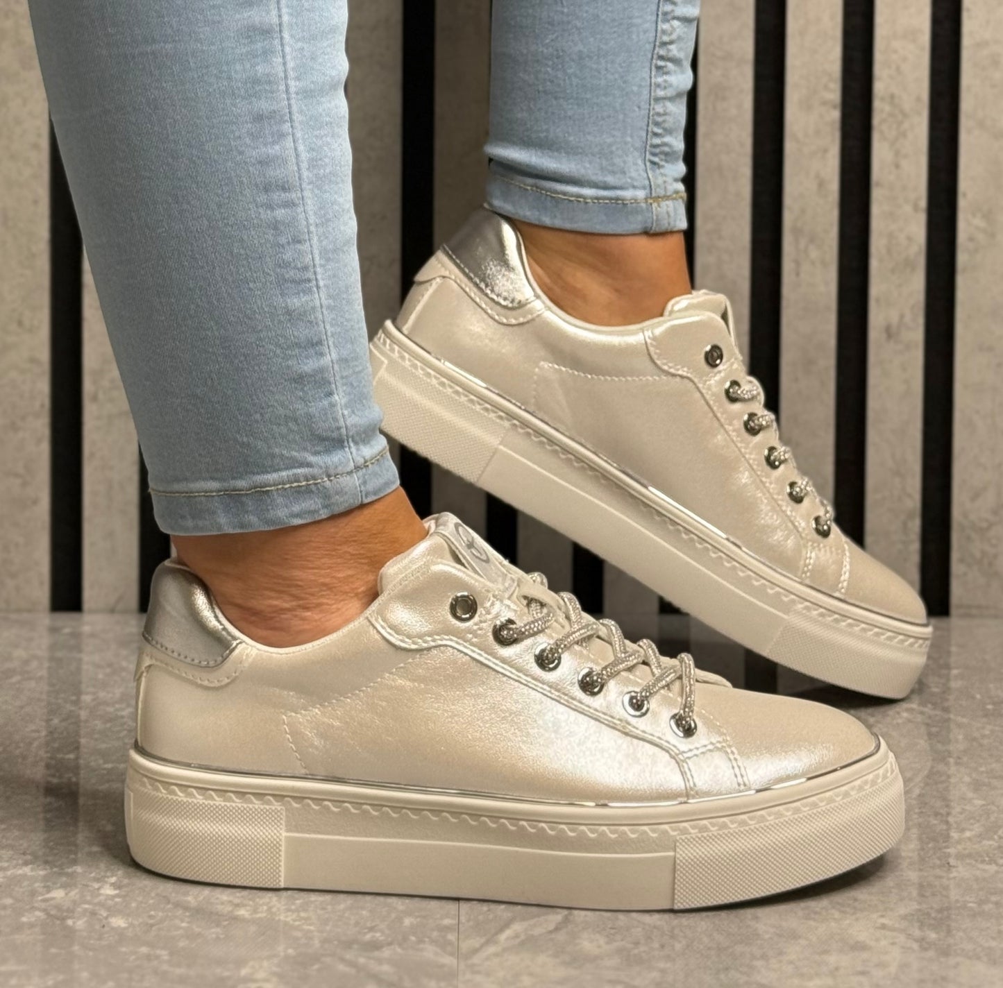 Tamaris - White Pearl Metallic Slip On Trainer