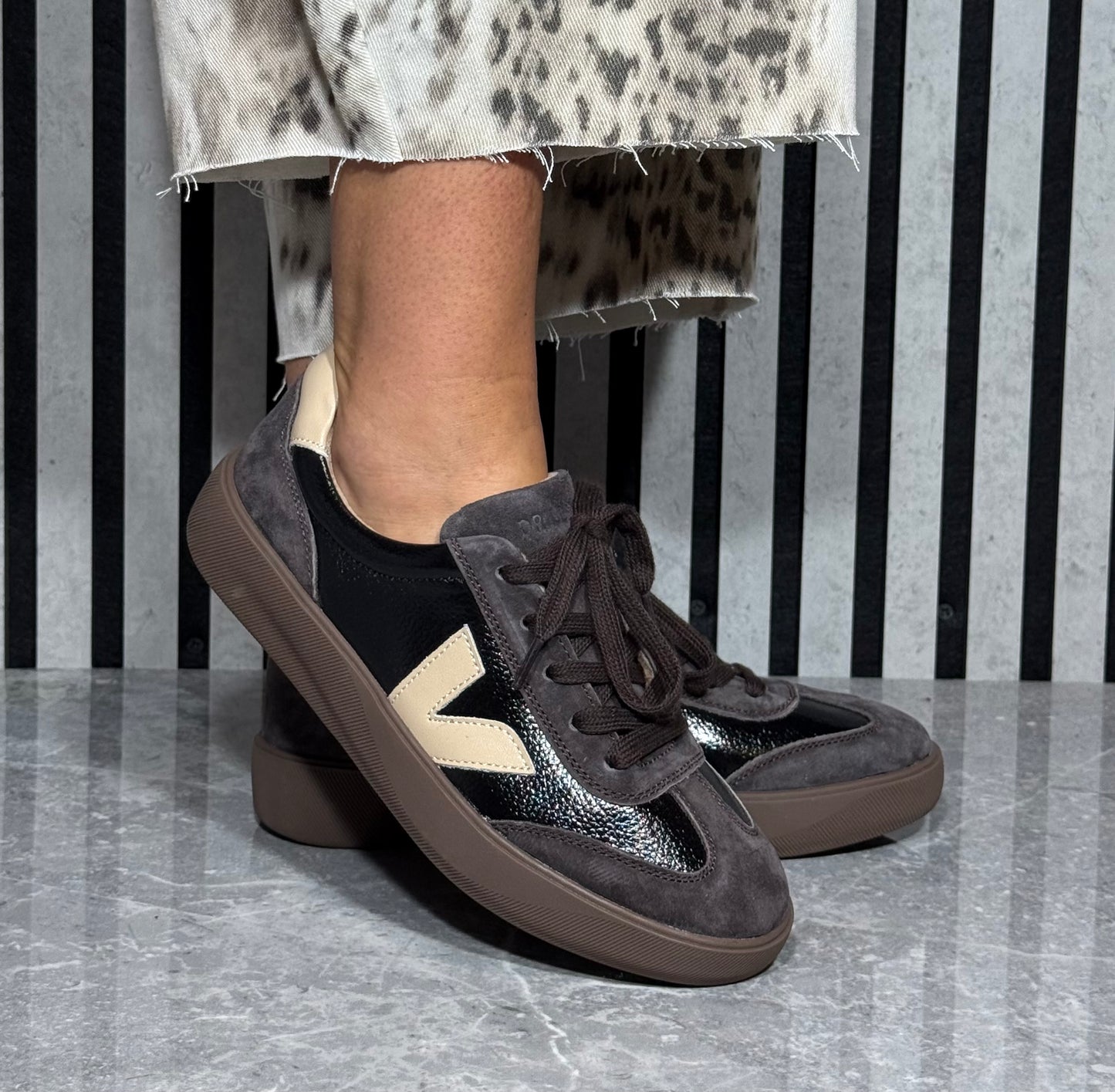 Drilleys- 'Thirty Six' Coal Cocoa Trainer