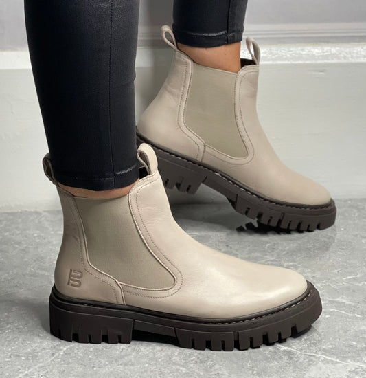 Bagatt- Off White Chunky Chelsea Boot